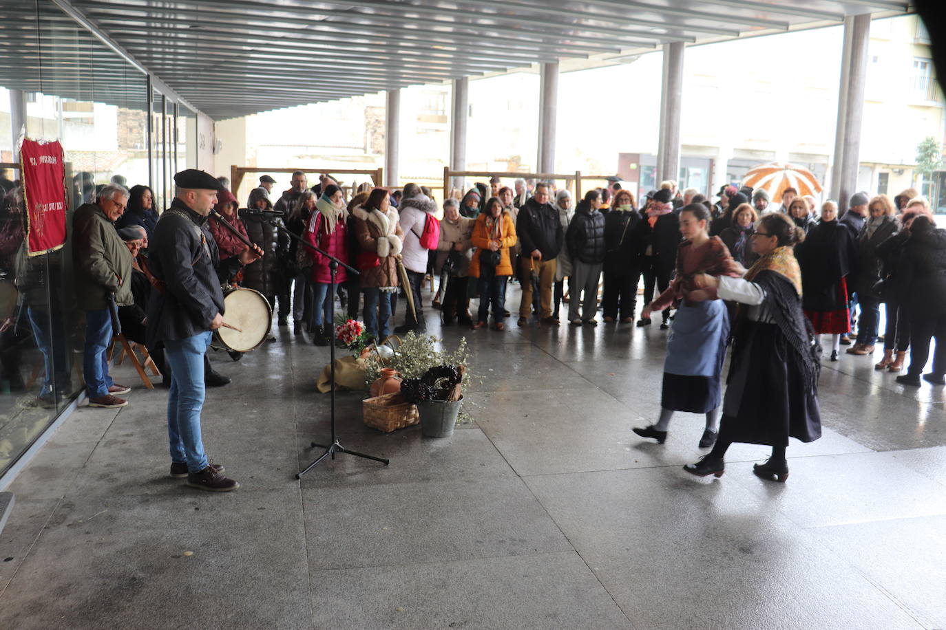 &quot;Cochino matado, invierno solucionado&quot;, Guijuelo despide su matanza típica 2024