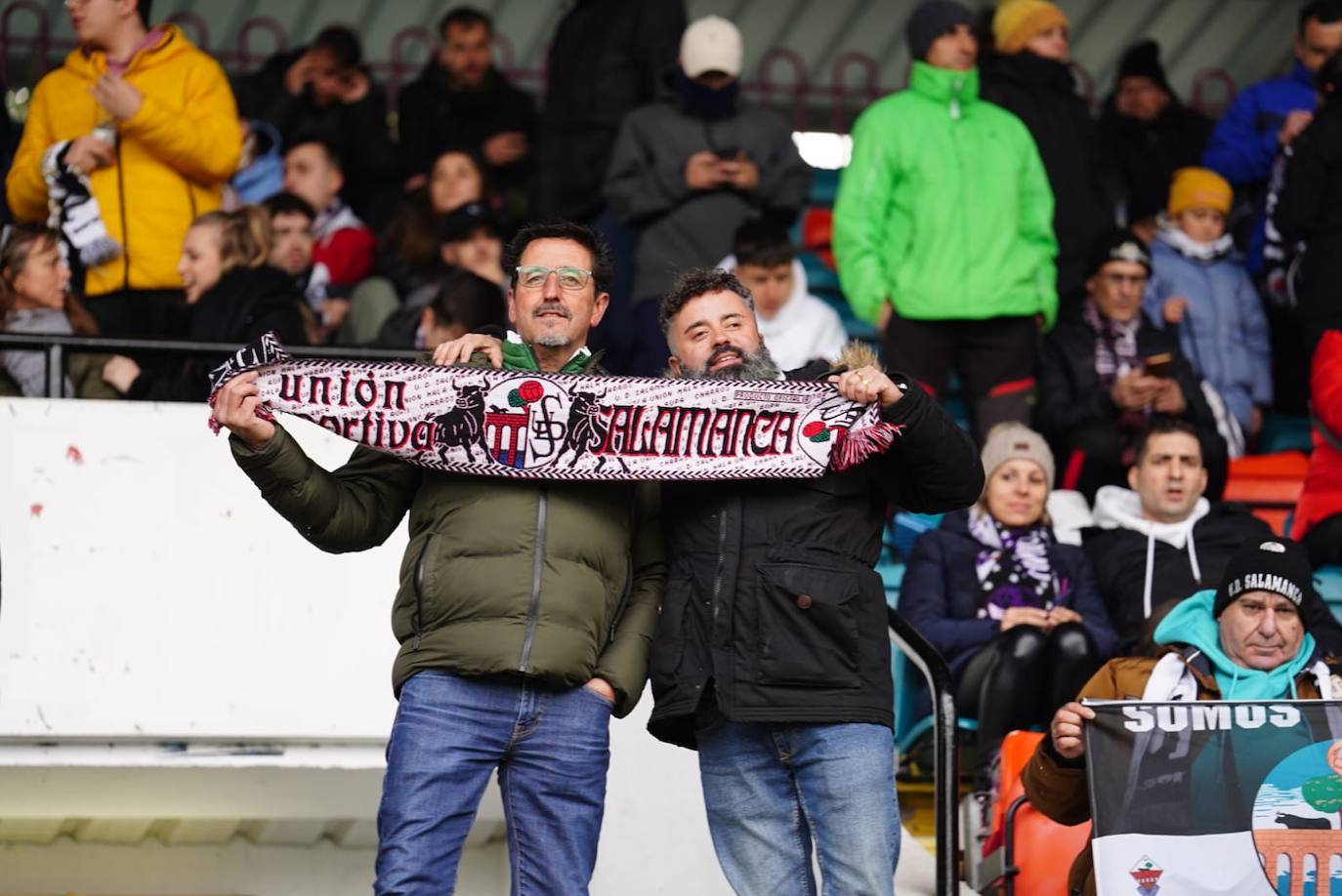 Búscate en la grada del Helmántico en el partido entre el Salamanca UDS y el Bembibre