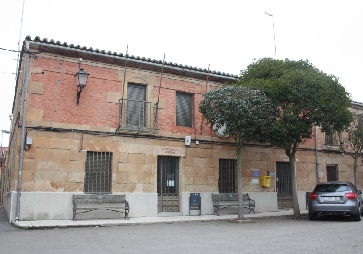 La Casa Consistorial de la localidad armuñesa de La Vellés.