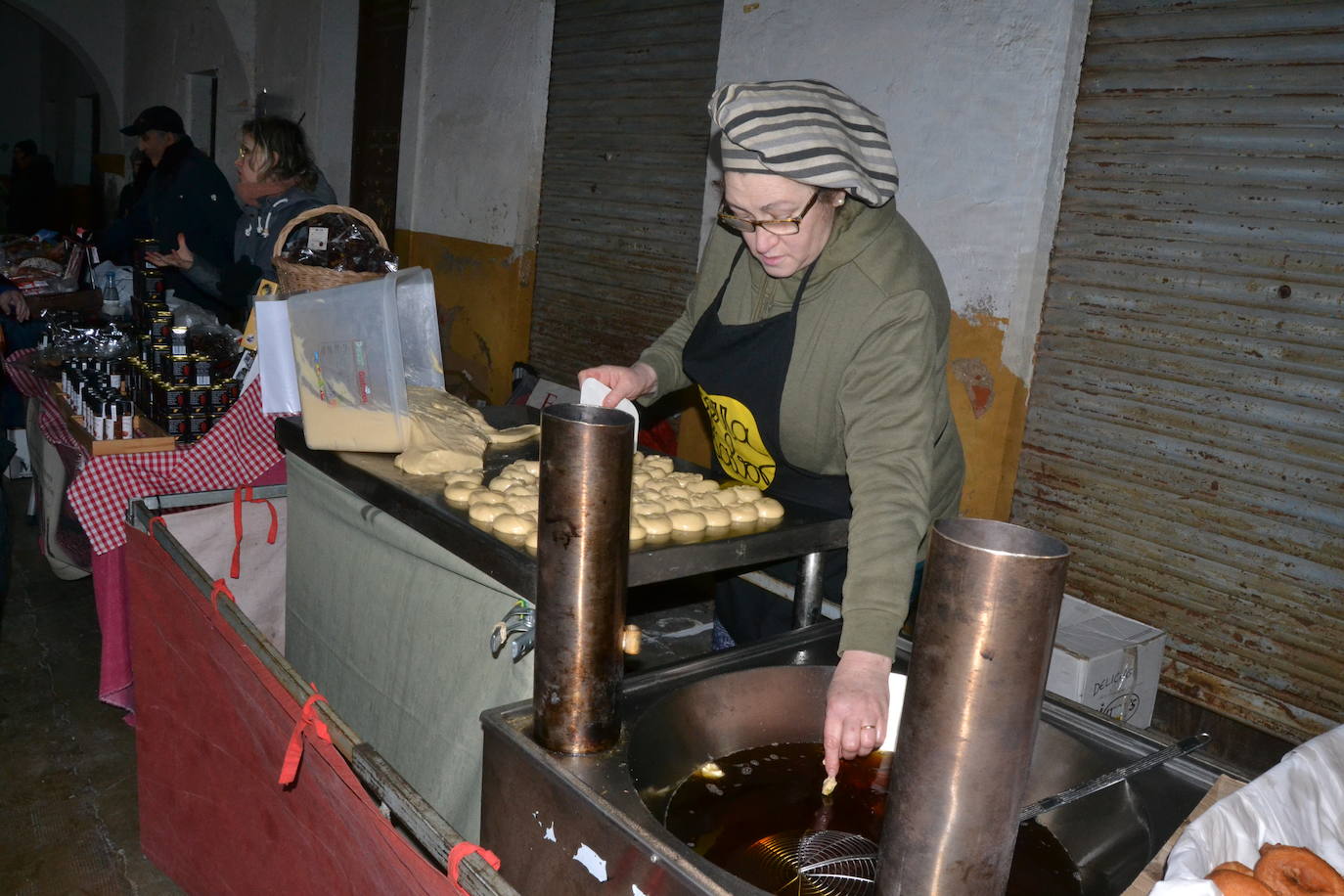 La tradición y el buen comer no faltan en la Feria de Botijeros de Ciudad Rodrigo