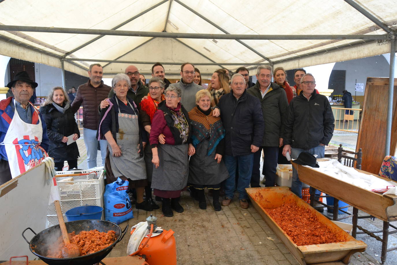 La tradición y el buen comer no faltan en la Feria de Botijeros de Ciudad Rodrigo