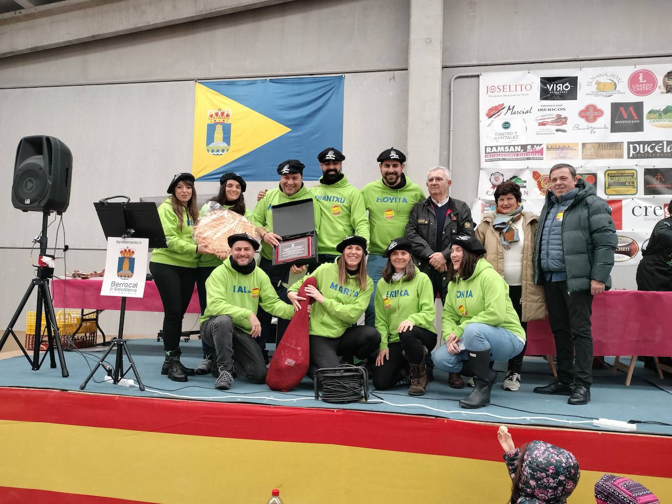 Berrocal de Salvatierra disfruta de su matanza contra viento y marea