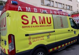 Fallecen tres personas y otras 15 resultan heridas en un incendio en una vivienda de Alicante