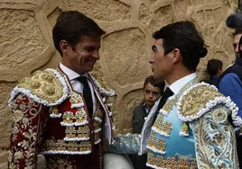 El Juli y López Chaves, en el patio de cuadrillas de La Glorieta.