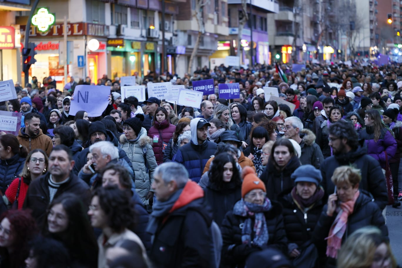 2.000 personas reivindican el Día Internacional de la Mujer en Salamanca