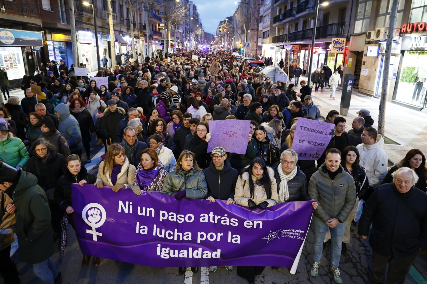 2.000 personas reivindican el Día Internacional de la Mujer en Salamanca