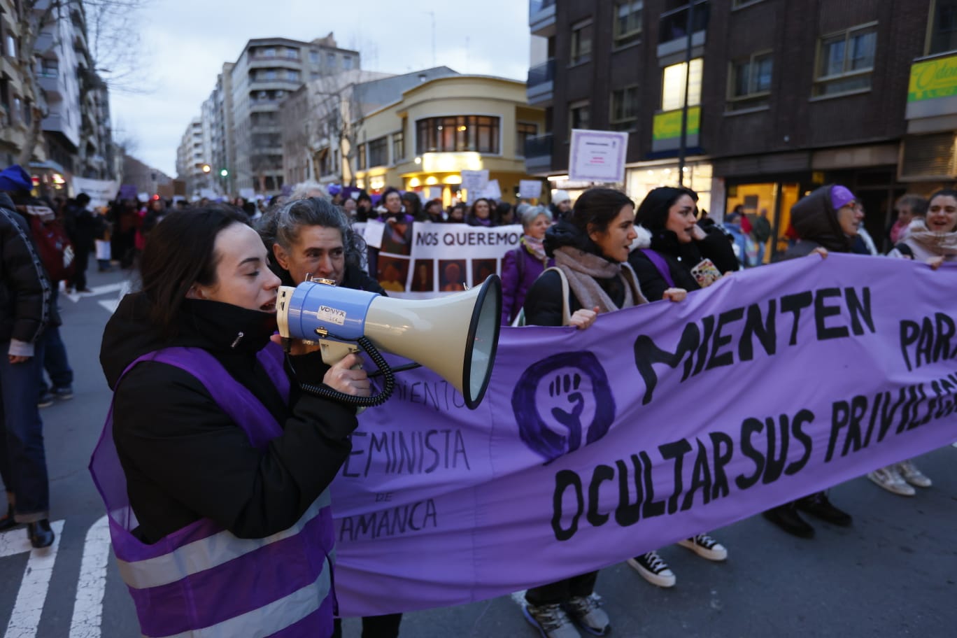 2.000 personas reivindican el Día Internacional de la Mujer en Salamanca