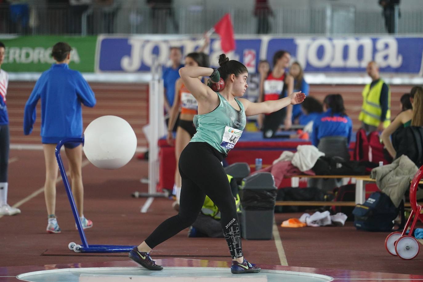 El Nacional sub 20 short track termina en Salamanca con doble récord de España en los 60 metros