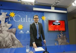 El concejal de Cultura y Turismo, Ángel Fernández Silva, en la presentación de la quinta edición del certamen.