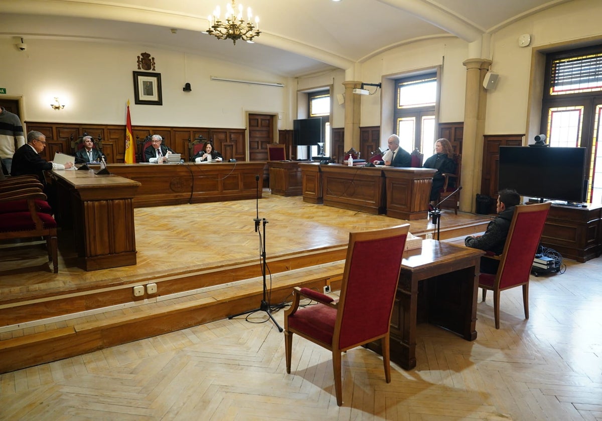 R.G.G. durante el acuerdo en la Audiencia Provincial.