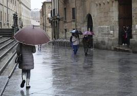 Una imagen de lluvia en las calles de Salamanca.