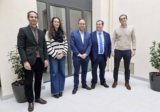 Encuentro entre el Ayuntamiento y la Cámara de Comercio de Salamanca.