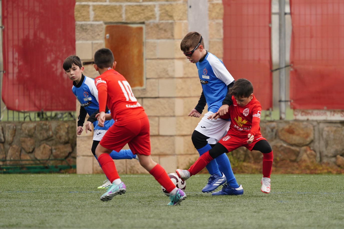 Las mejores imágenes de la jornada 19 del fútbol base en Salamanca