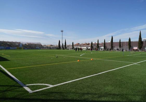 El campo del Estadio Vicente del Bosque de Garrido