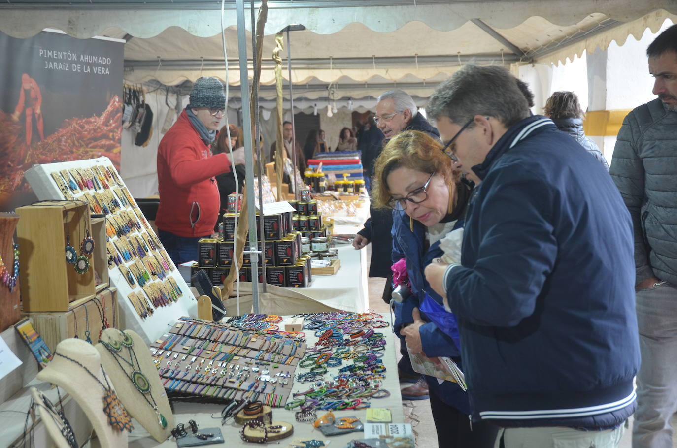 Ciudad Rodrigo encuentra refugio en el III Mercado Artesano