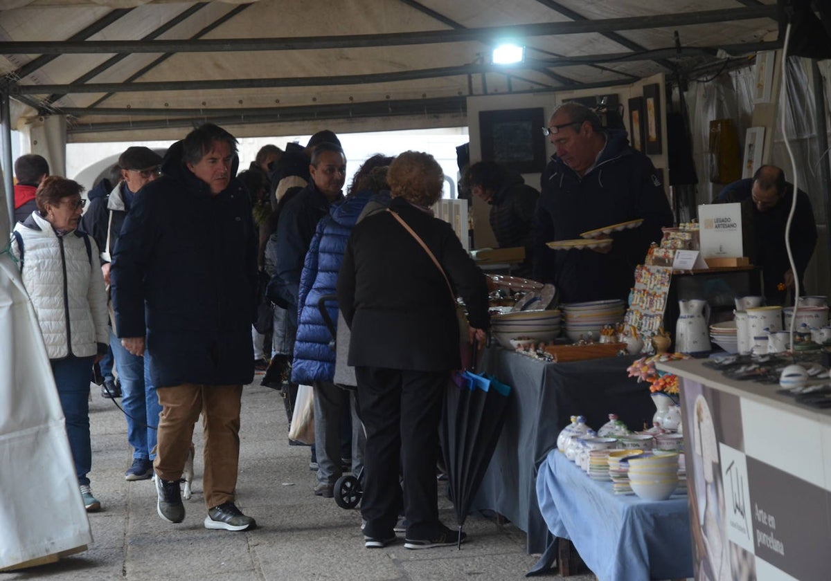 Ciudad Rodrigo encuentra refugio en el III Mercado Artesano