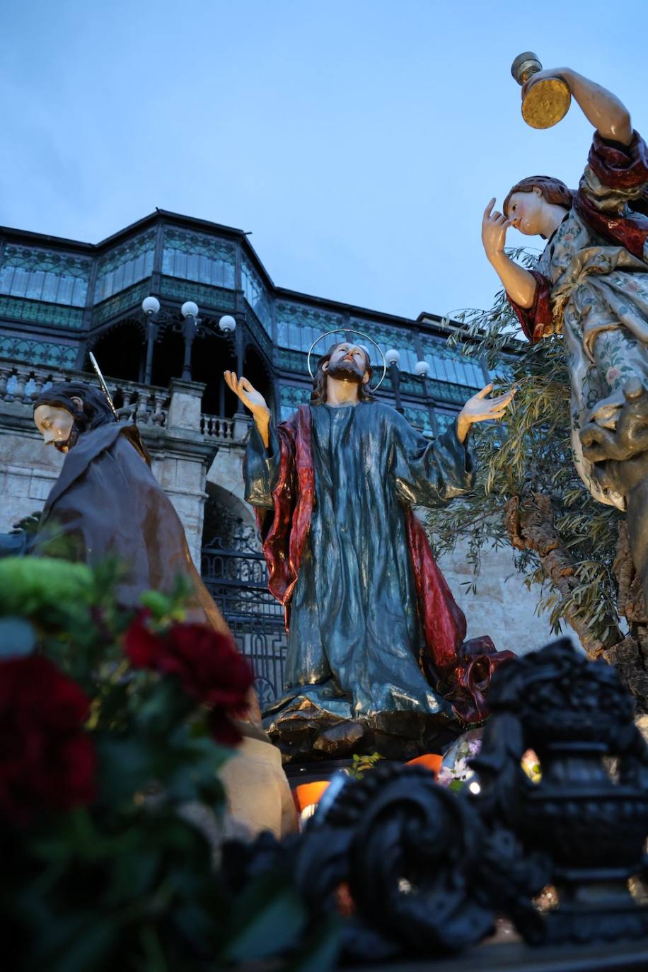 Procesión de la Cofradía de la Oración en el Huerto de los Olivos