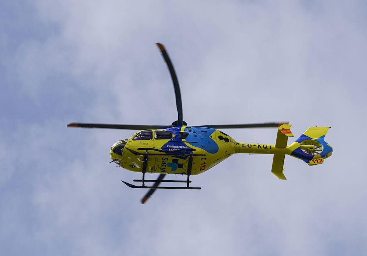 Trasladada en helicóptero al Hospital de Salamanca tras un accidente en Malpartida de Corneja (Ávila)