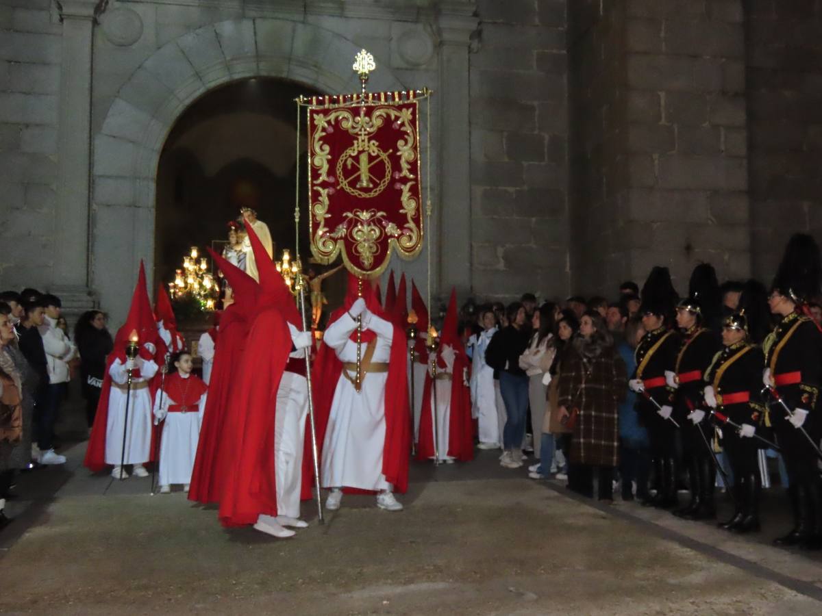 Concentración de emociones en el Santo Entierro de Peñaranda de Bracamonte