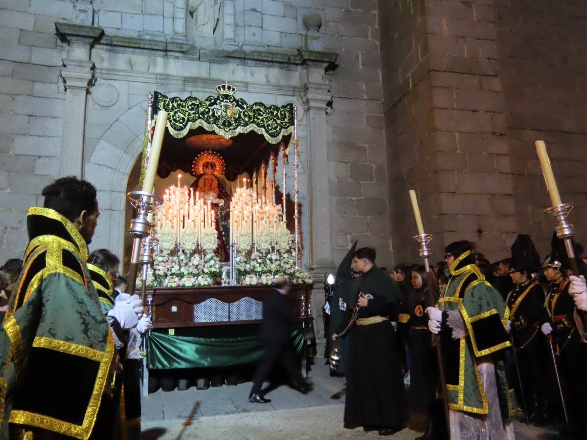 Concentración de emociones en el Santo Entierro de Peñaranda de Bracamonte