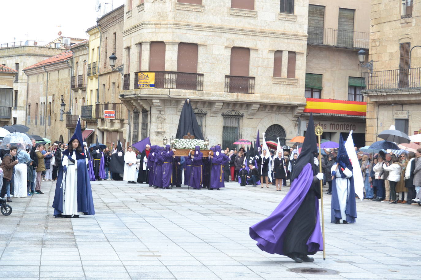 Jesús Resucitado y la Virgen se encuentran en la Plaza Mayor de Ciudad Rodrigo