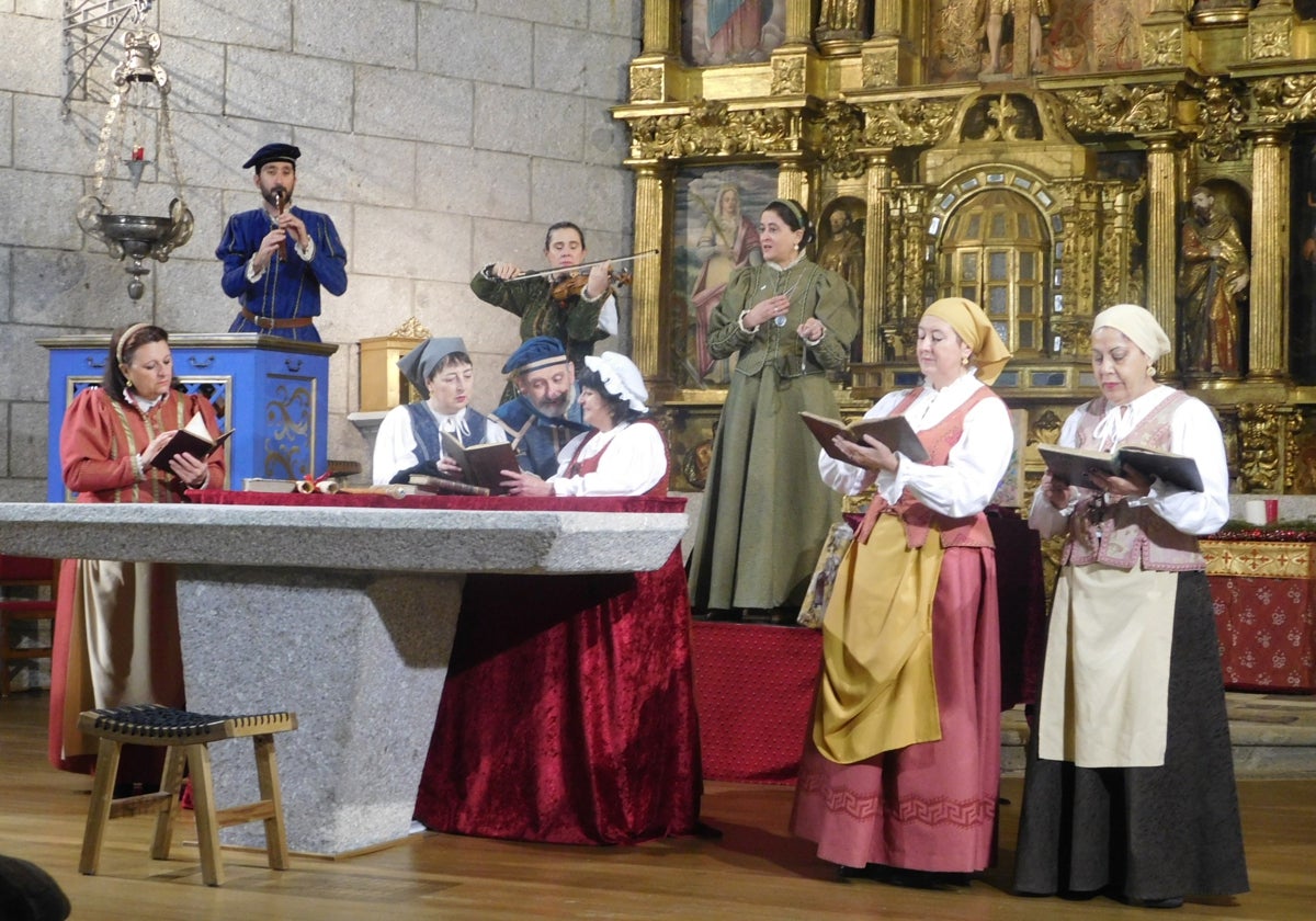 Representación teatral en la iglesia de Cespedosa de Tormes.