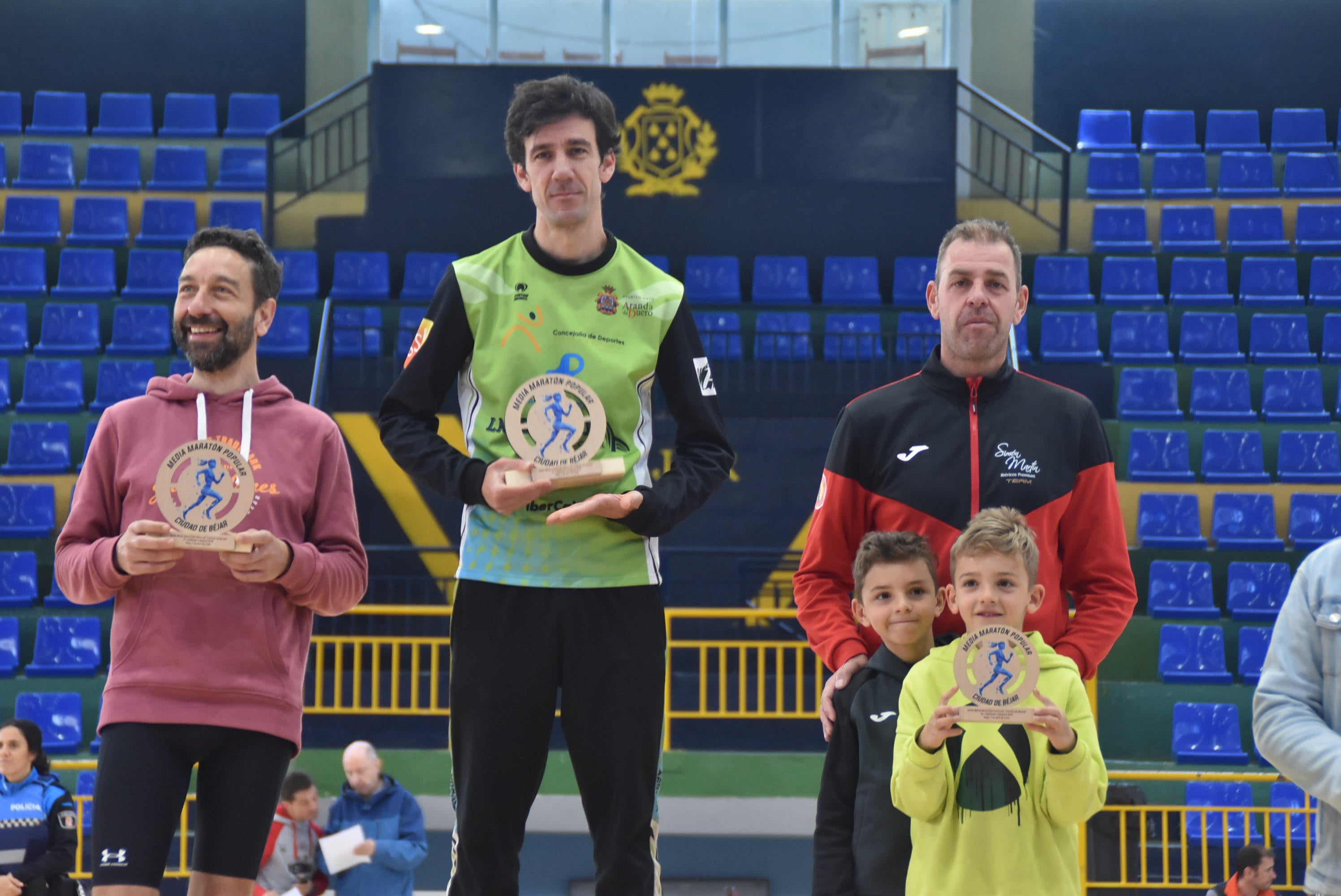 Dani Sanz y Ester Rodríguez ganan la Medio Maratón de Béjar