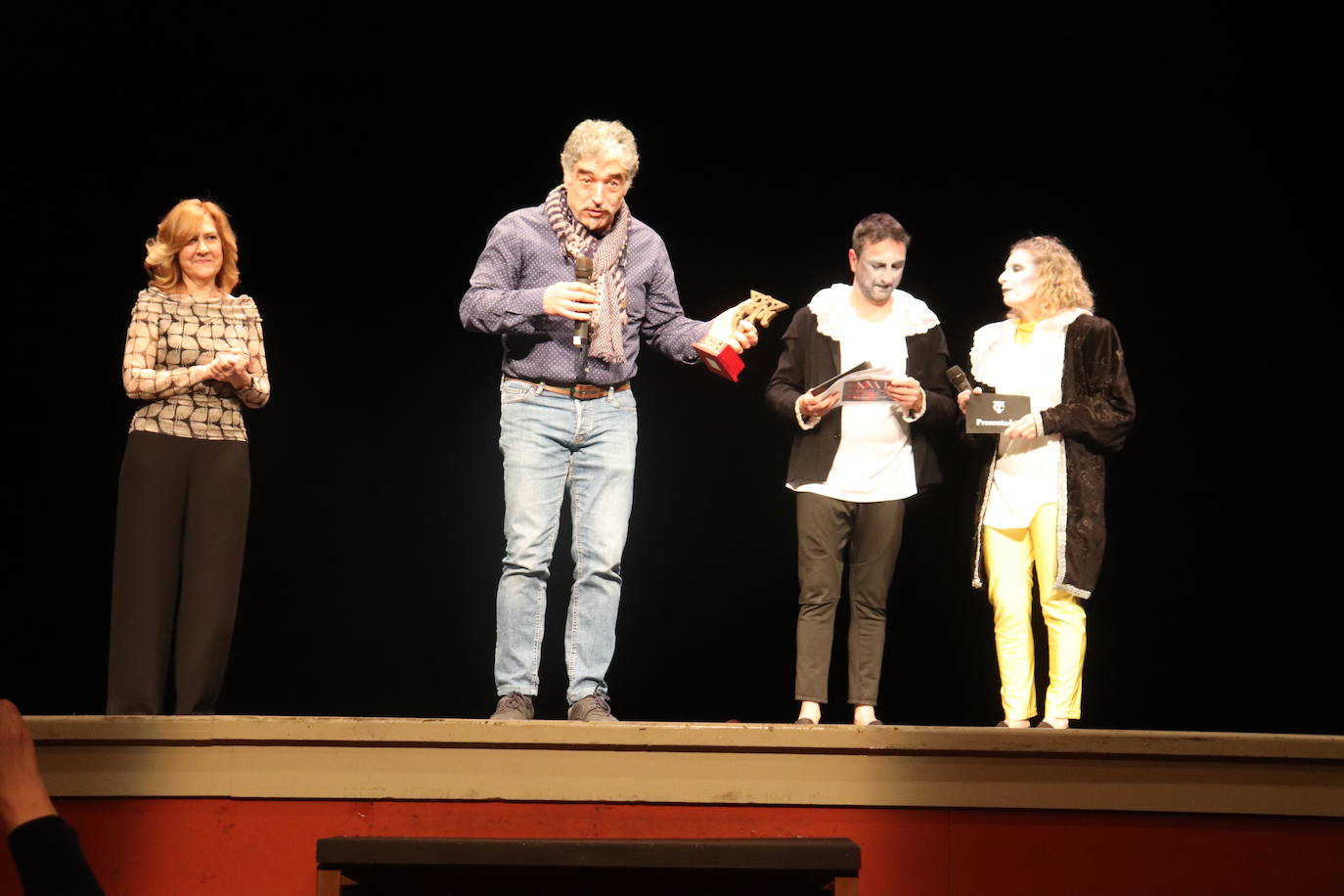 Carasses Teatro y El Duende de Lerma triunfan en el XXVI certamen nacional de teatro de Béjar