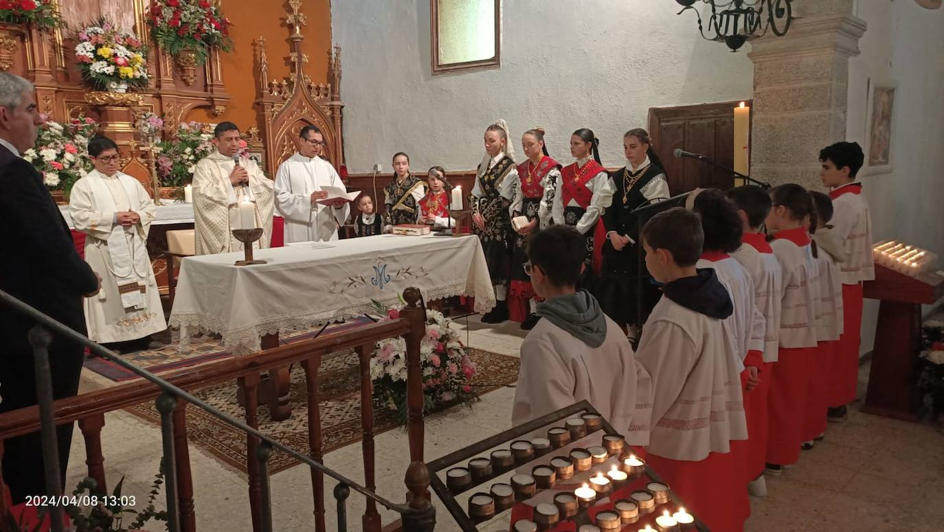 Linares de Riofrío cumple con la tradición y honra a la Virgen del Buen Suceso