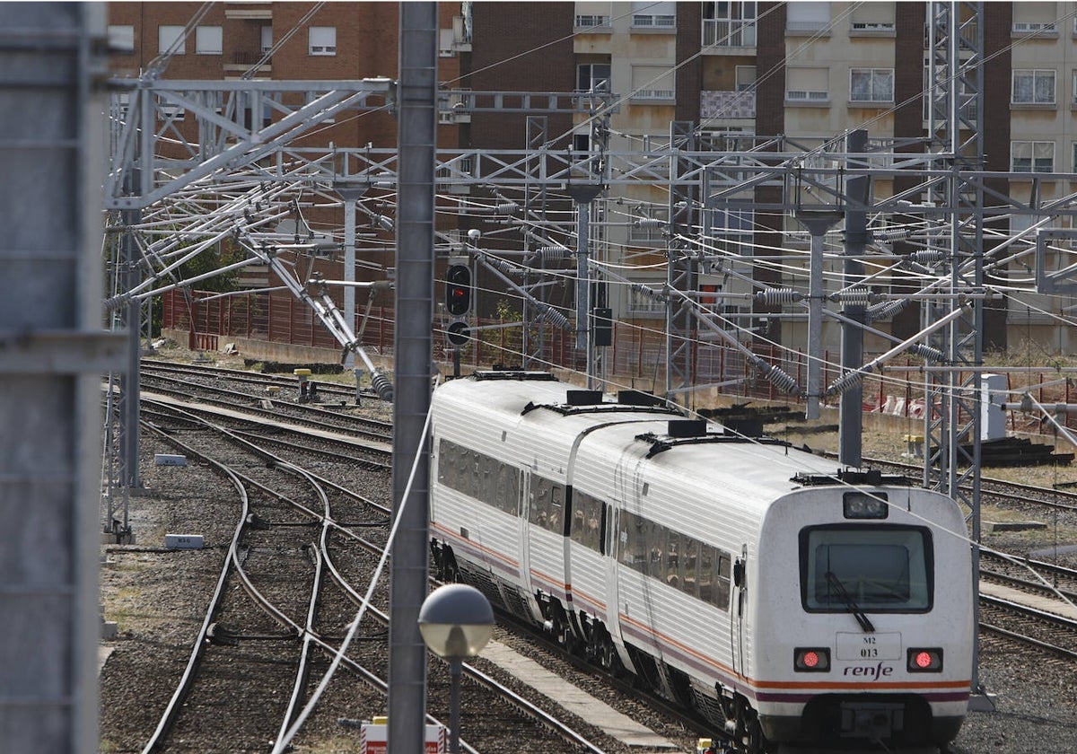 Tren de Media Distancia entre Valladolid y Salamanca.