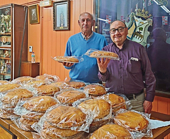 El pedido de hornazos que recibió el pasado año el Centro Salmantino Castellano-Leonés de Vizcaya de Aldeadávila de la Rivera, que será similar al pedido que recibirán en los próximos días.