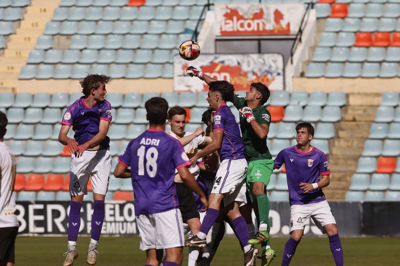 Las mejores imágenes de la victoria del Salamanca UDS al Palencia (2-0)