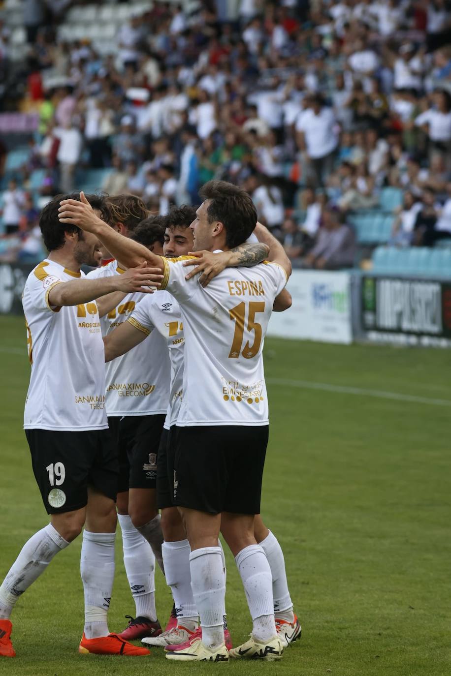 Las mejores imágenes de la victoria del Salamanca UDS al Palencia (2-0)