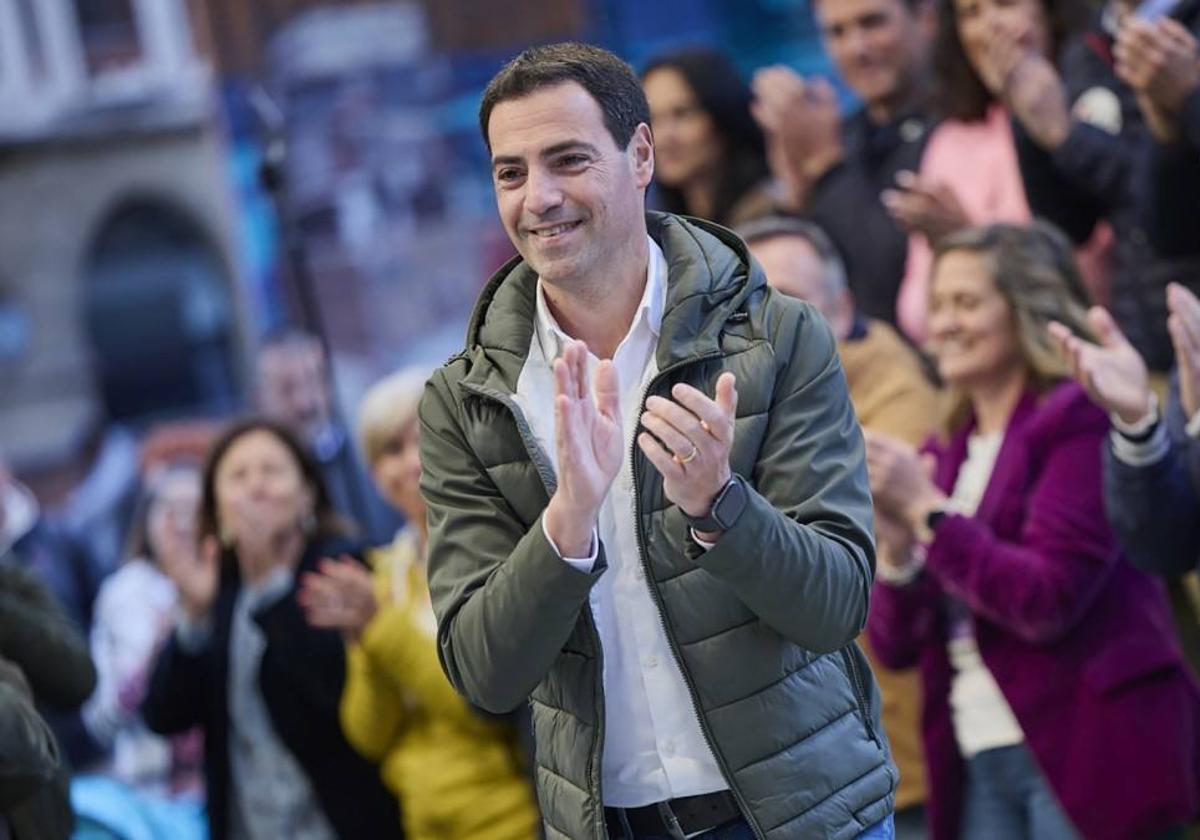 El candidato a lehendakari del PNV, Imanol Pradales