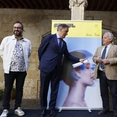 El coordinador artístico del festival, Rodrigo Tamariz; el alcalde de Salamanca, Carlos García Carbayo; el consejero de Cultura, Turismo y Deporte, Gonzalo Santonja y la viceconsejera de Acción Cultural, Mar Sancho en la presentación del FÁCYL 2024.