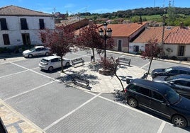 Imagen de la Plaza Mayor de Las Veguillas, recientemente mejorada.