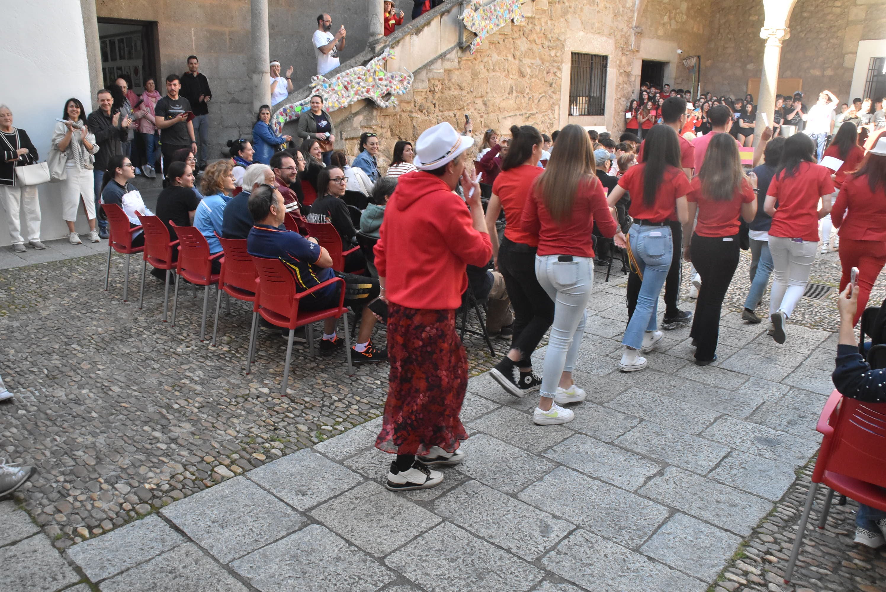 Recreación de las Olimpiadas en el instituto Ramón Olleros de Béjar