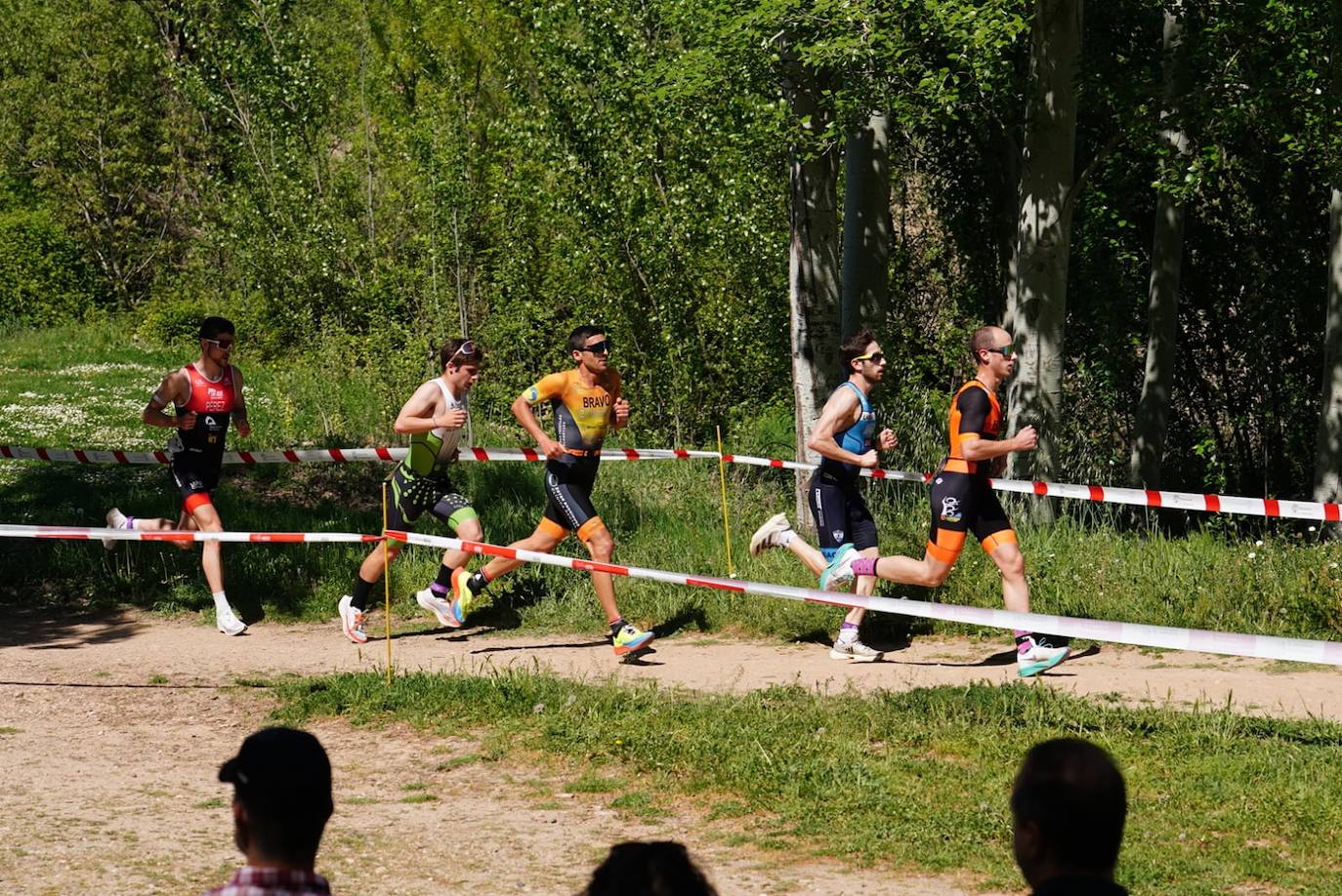 Nicolás Regidor y Marina Muñoz vencen en el Duatlón Sprint Grupo Andrés