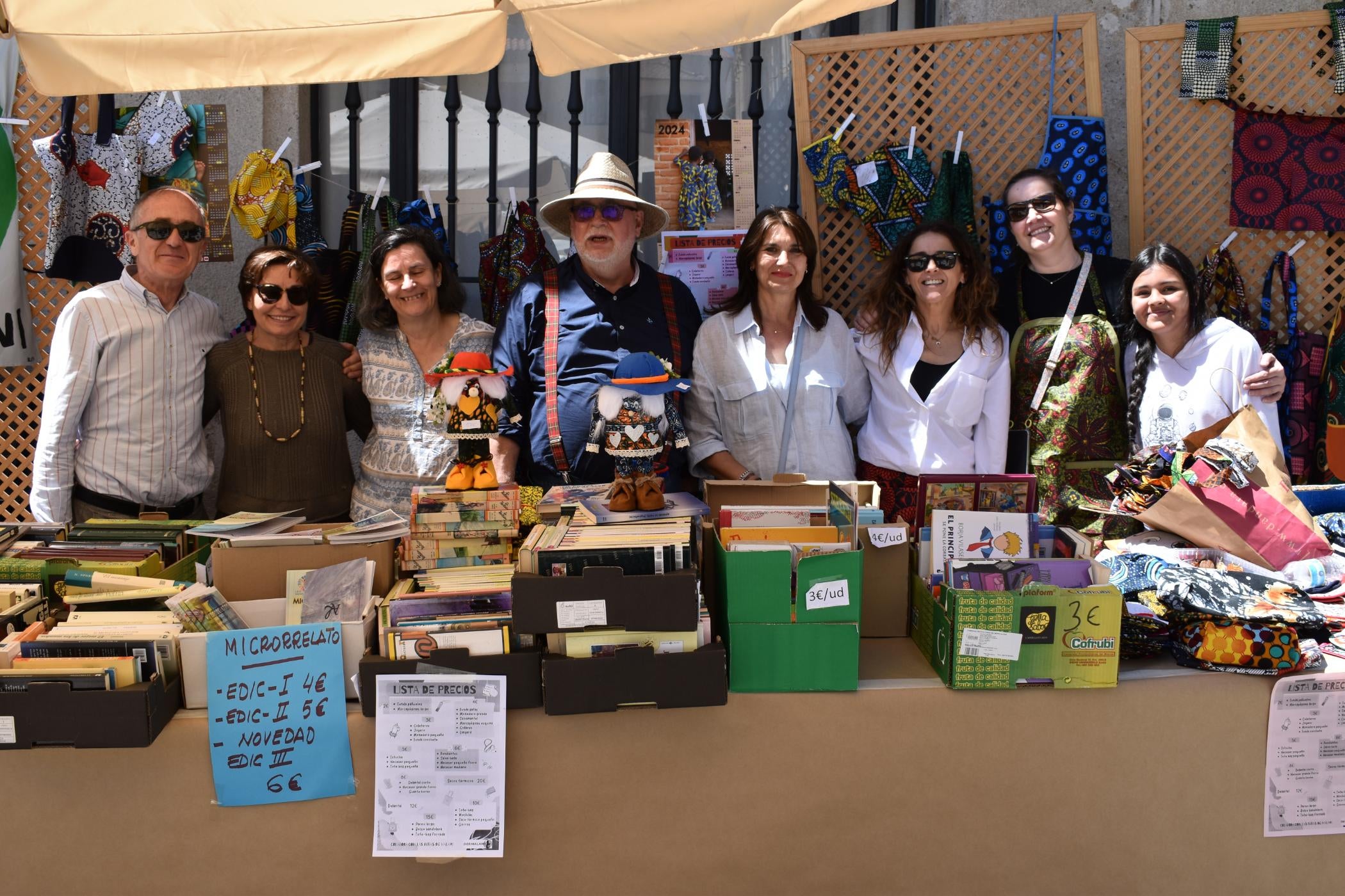 Alba de Tormes disfruta de su Feria del Libro con tintes solidarios