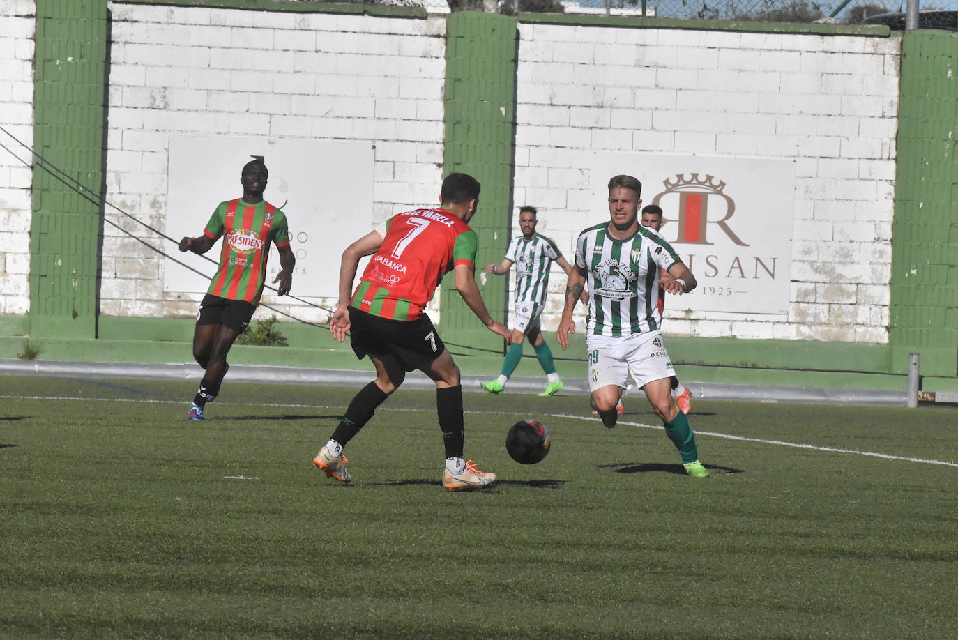 Explosión de alegría del Guijuelo tras clasificarse para el playoff