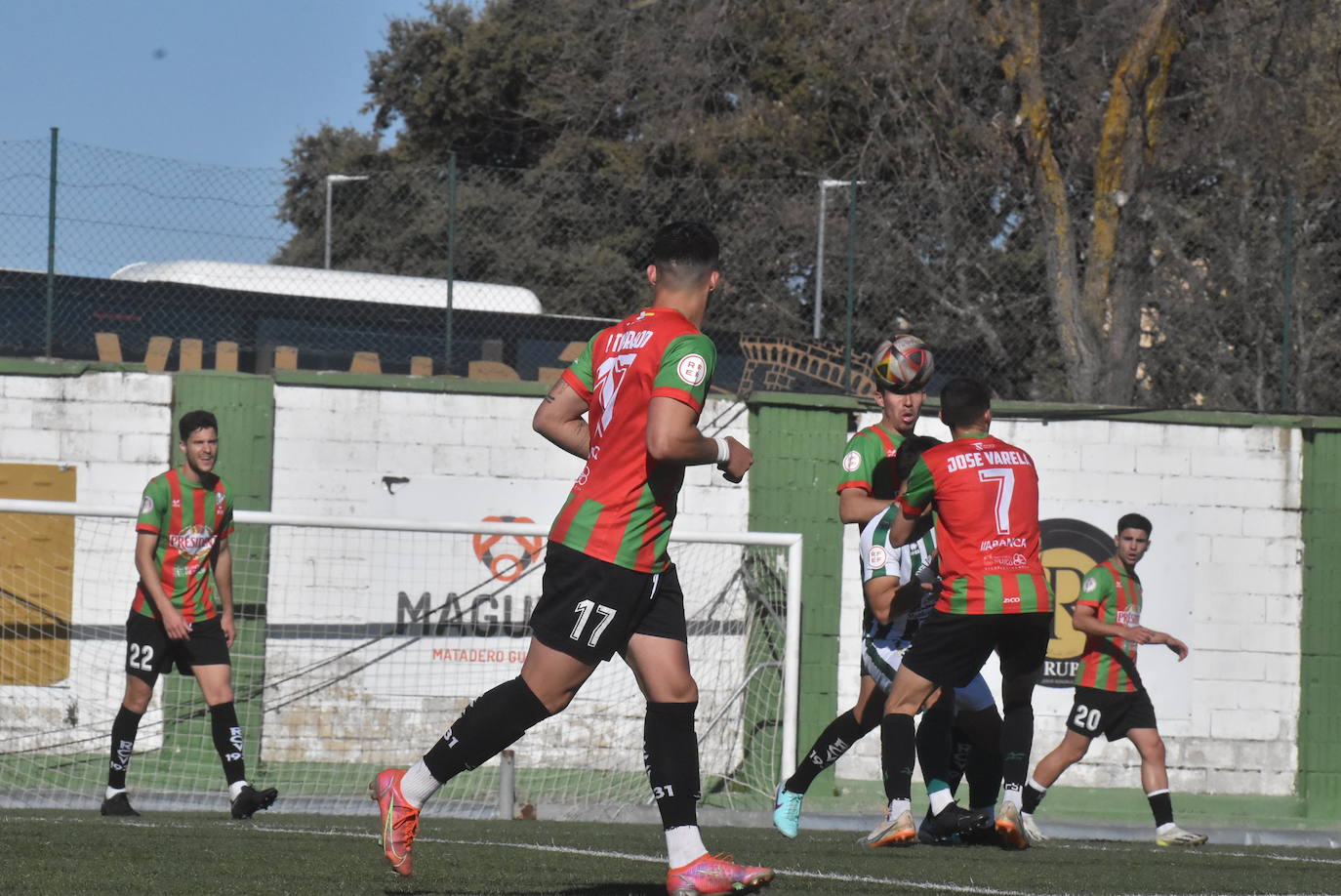 Explosión de alegría del Guijuelo tras clasificarse para el playoff