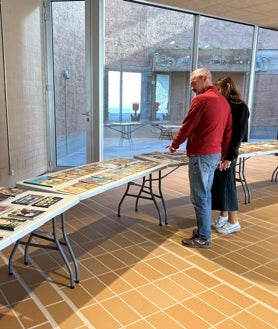 Imagen secundaria 2 -  Las encuestas de los jóvenes y la exposición de la historia del cómic en España con 150 ejemplares y tebeos.