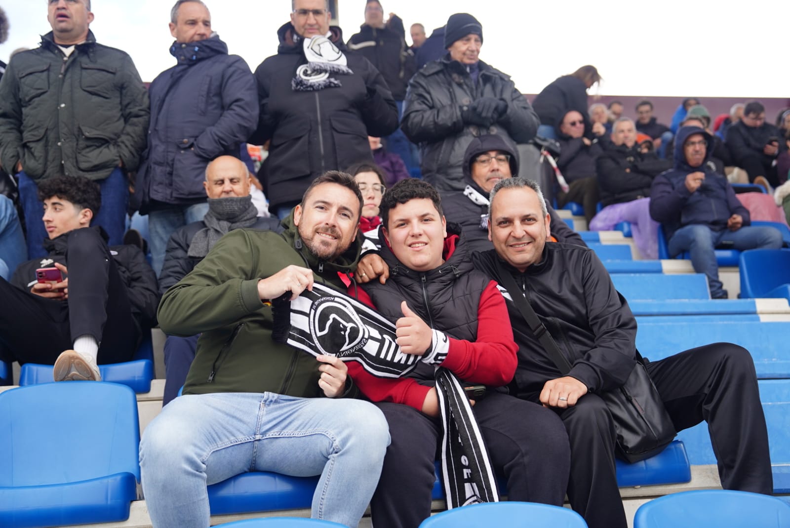 Búscate en la grada del Reina Sofía en el partido contra el Sabadell