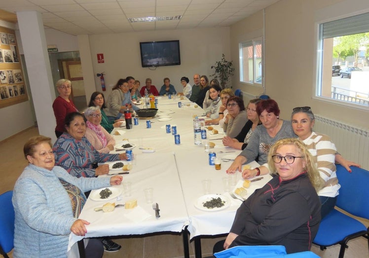 Imagen principal - El pueblo de Salamanca unido por la cocina familiar