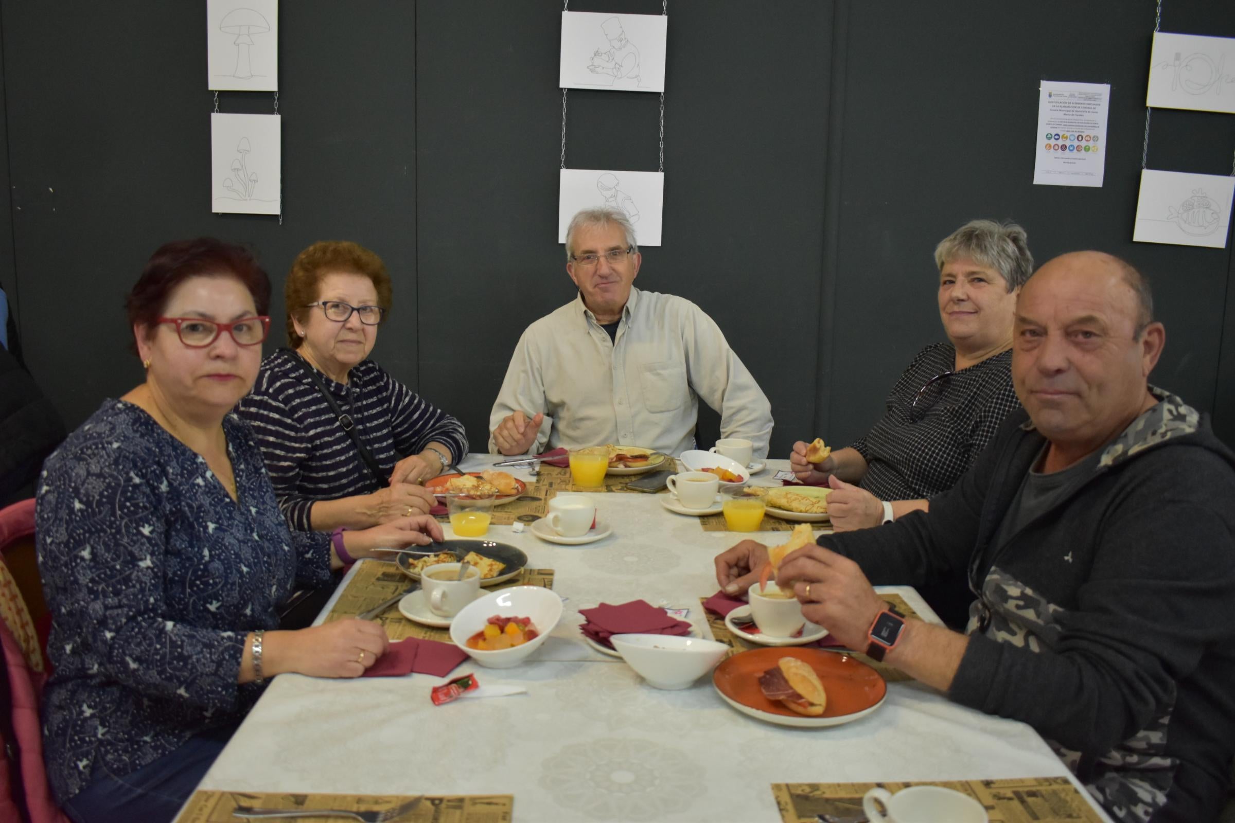 Jornada de convivencia de estreno para los mayores de Santa Marta