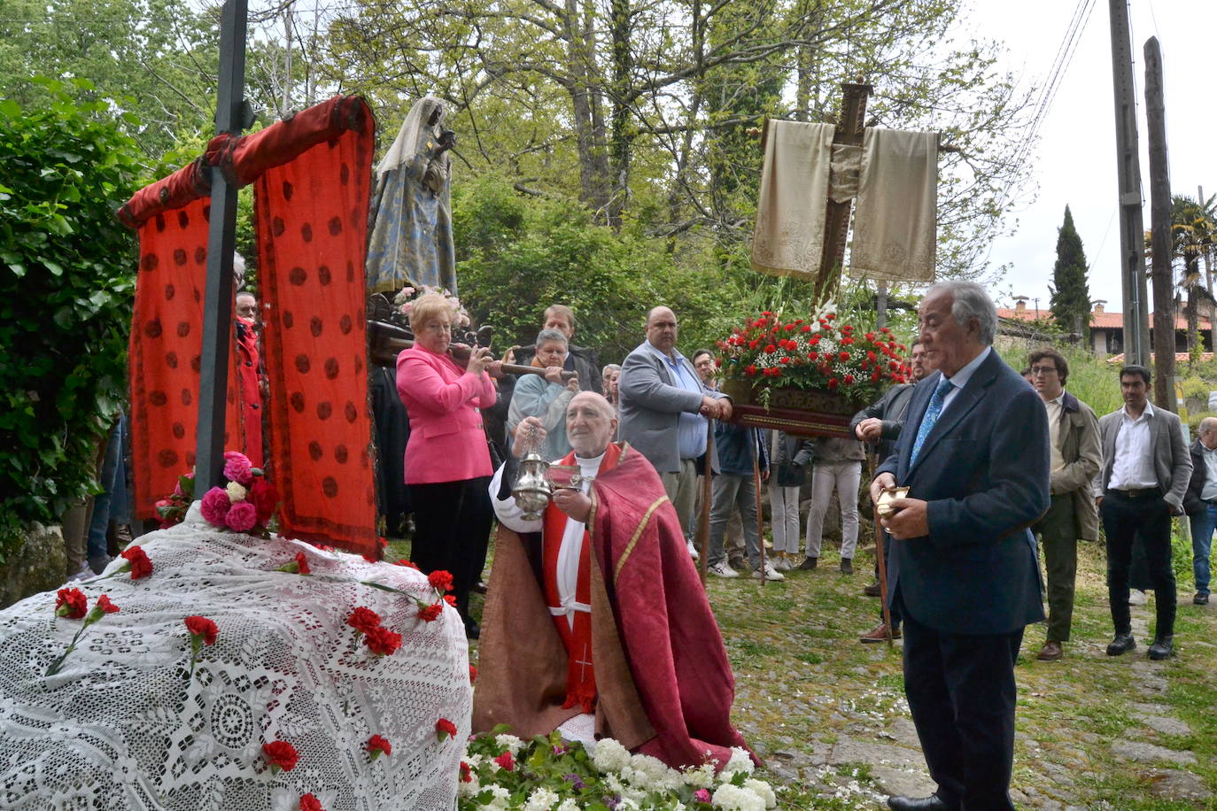 La Moza Santa recorre Sequeros seis siglos después