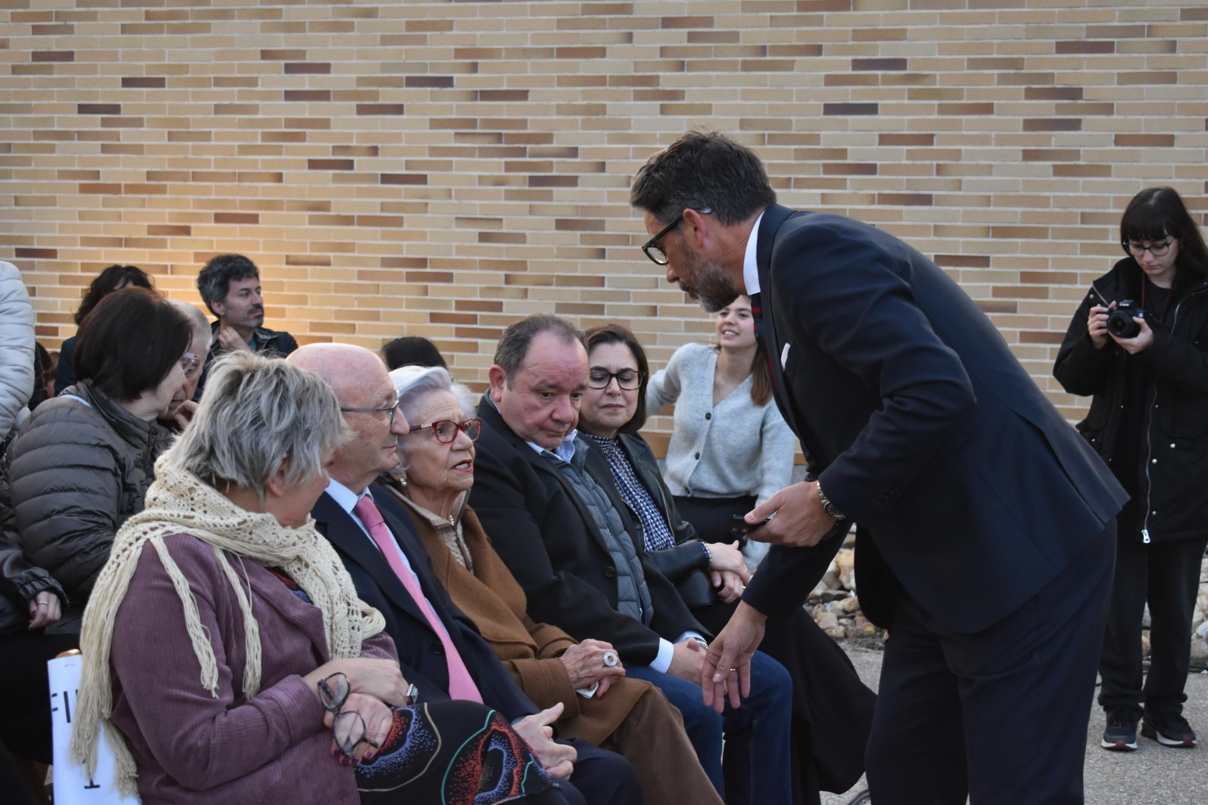 El primer alcalde de la democracia de Villamayor abre las fiestas en honor a la Virgen de los Remedios