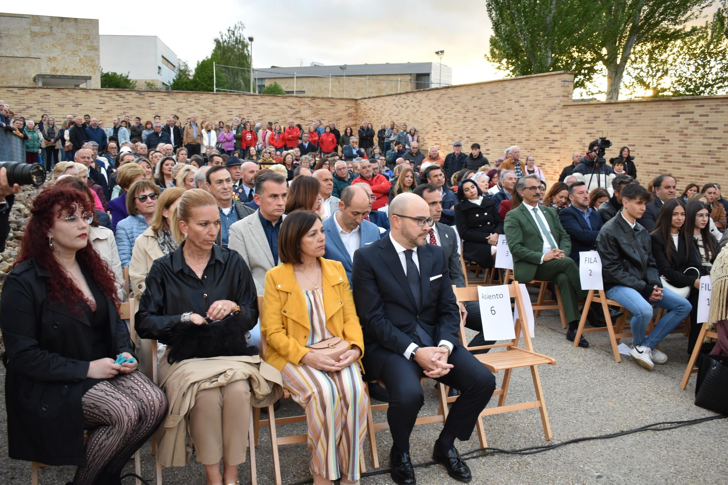 El primer alcalde de la democracia de Villamayor abre las fiestas en honor a la Virgen de los Remedios