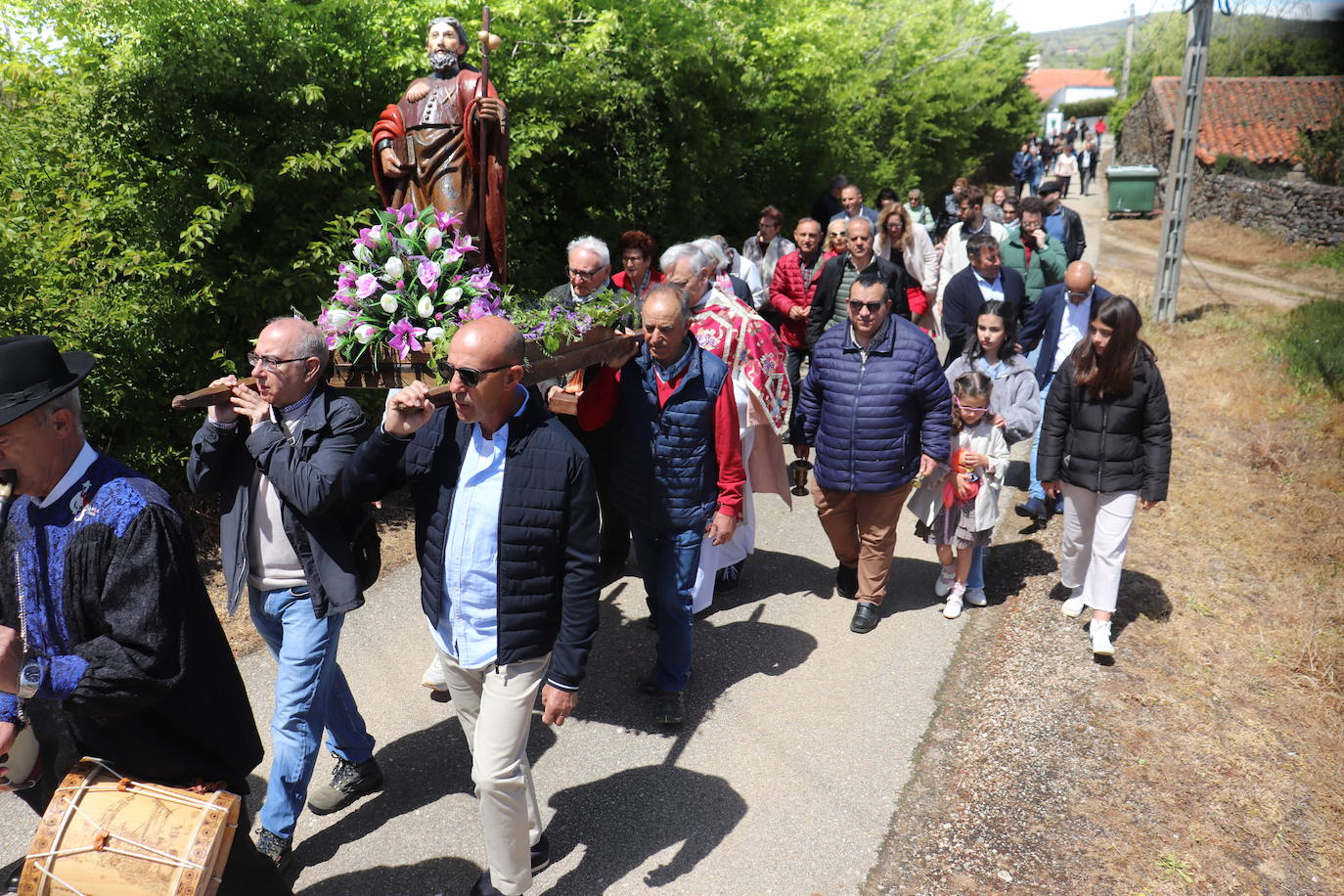 Navarredonda de Salvatierra celebra su día de fiesta