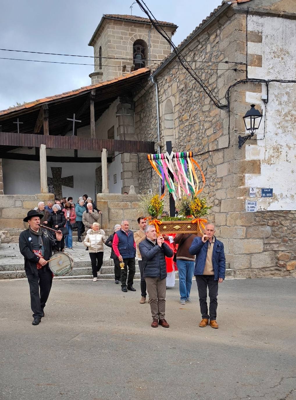 Nava de Béjar celebra la festividad de la Bendita Cruz
